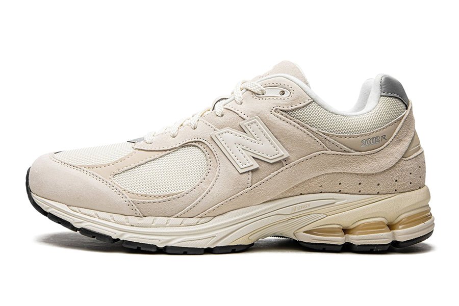 2002R Calm Taupe-Sneakers-Lace & Step