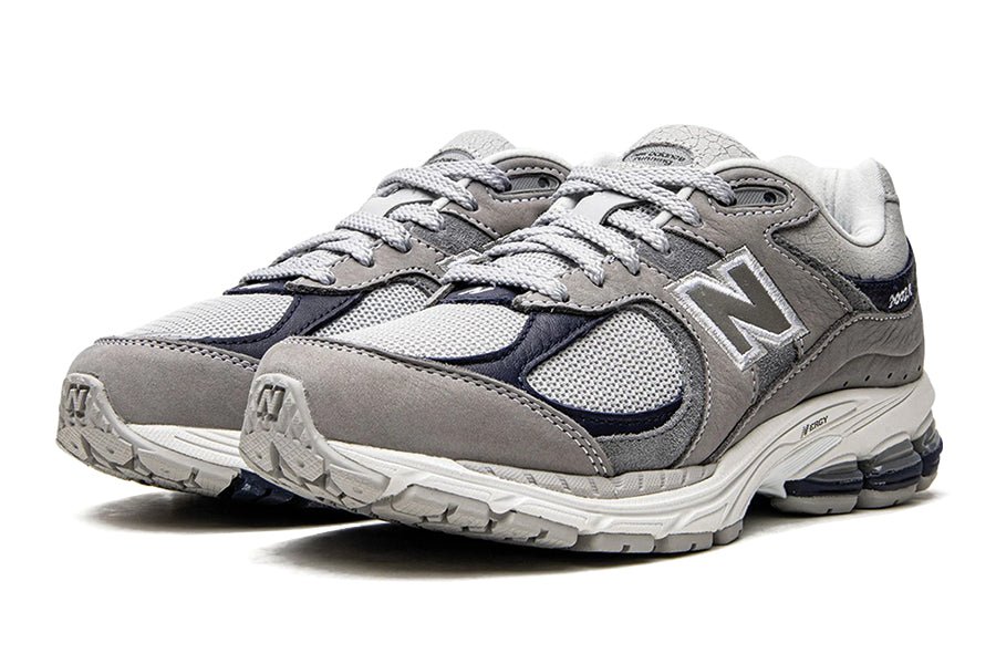 2002R Thisisneverthat-Sneakers-Lace & Step