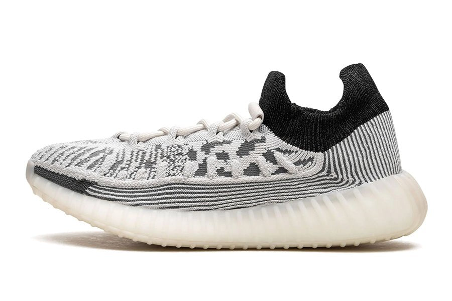 Yeezy 350 V2 CMPCT Panda-Sneakers-Lace & Step
