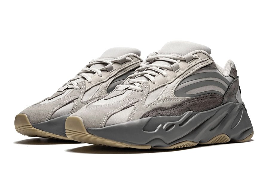Yeezy 700 V2 Tephra-Sneakers-Lace & Step