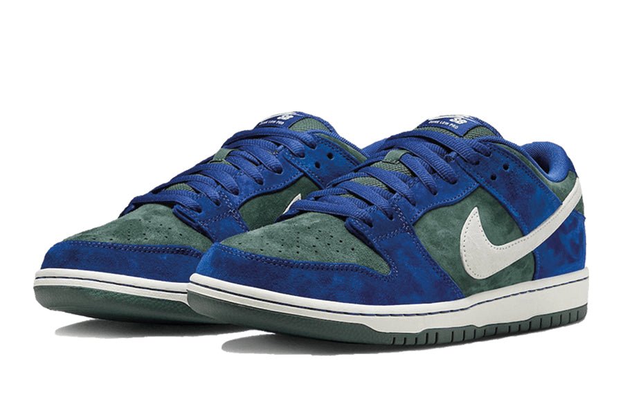 Dunk SB Low Deep Royal Blue-Sneakers-Lace & Step